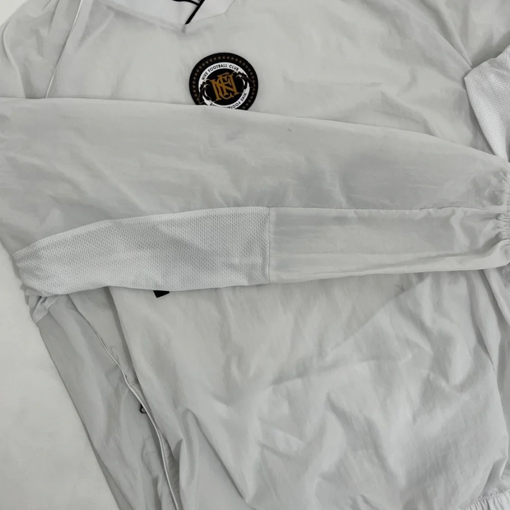 Nike FC Men's L White Summit Repel Windbreaker Pullover Long Sleeve With Pockets